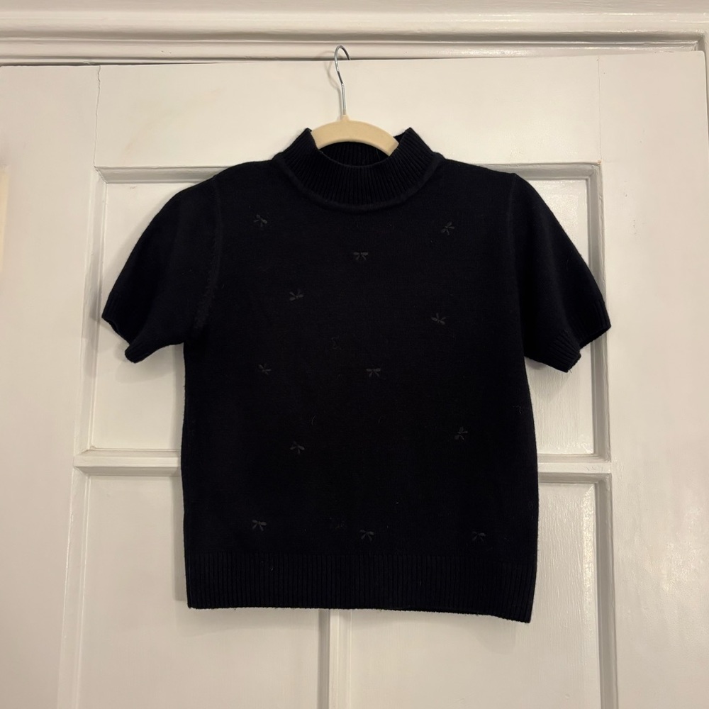 Vintage Black Mockneck Short Sleeve Sweater